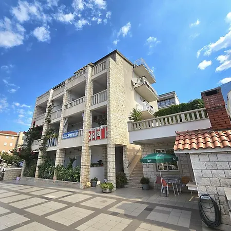 Nada Apartament *